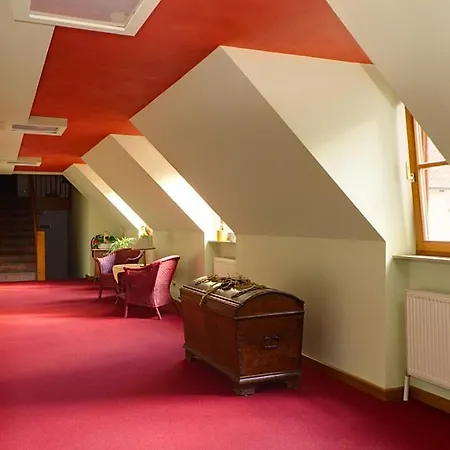 Tilman Hotel 3*